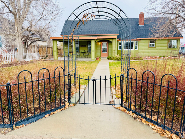 74 W MAIN ST, Grantsville UT 84029