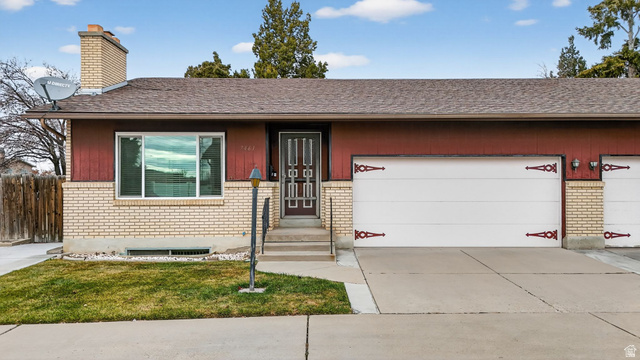 7461 S 2300 E, Cottonwood Heights UT 84121