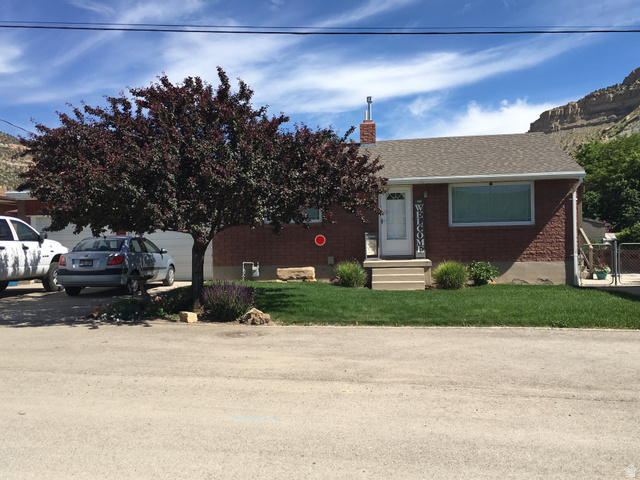 90 ORCHARD ST, Helper UT 84526