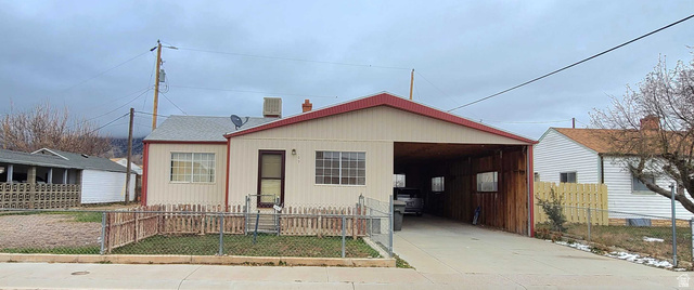 109 1ST, East Carbon UT 84520