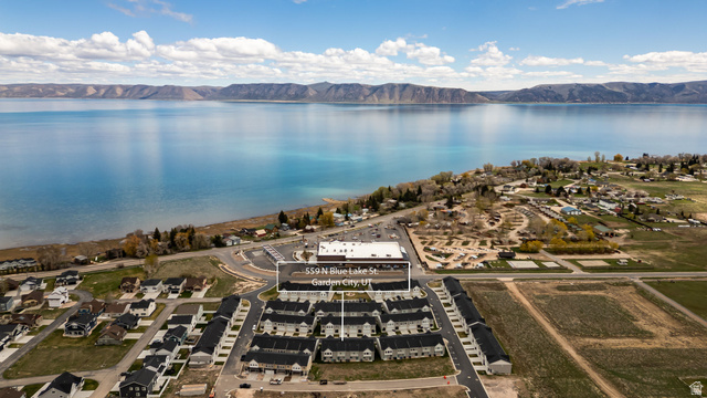 559 N Blue Lake St
                     MLS #2125725