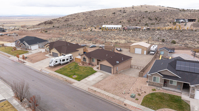 2101 E RAVINE RD, Enoch UT 84721