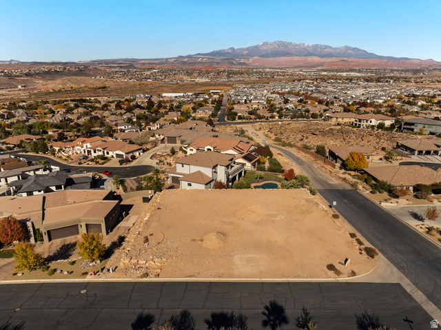 2567 E MARBLE DR, St. George UT 84790