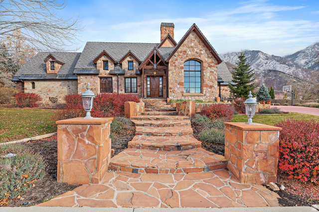 986 N Sunbrook Cir
                     MLS #2126104