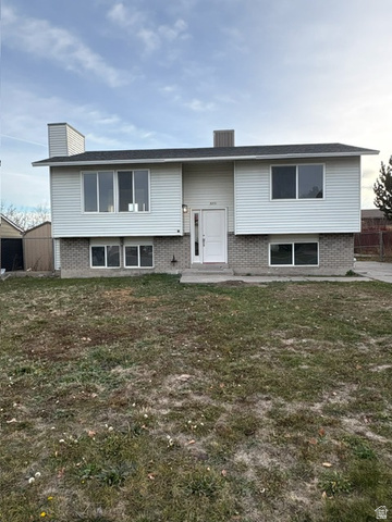 5271 W BEGONIA CIR, West Jordan UT 84081