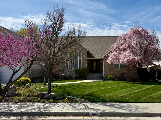 1884 TOWN AND COUNTRY RD, Springville UT 84663