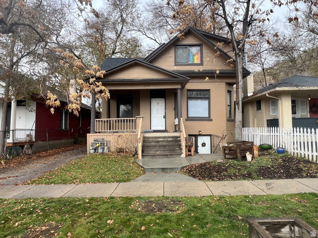 254 W Fern Ave
                     MLS #2126396