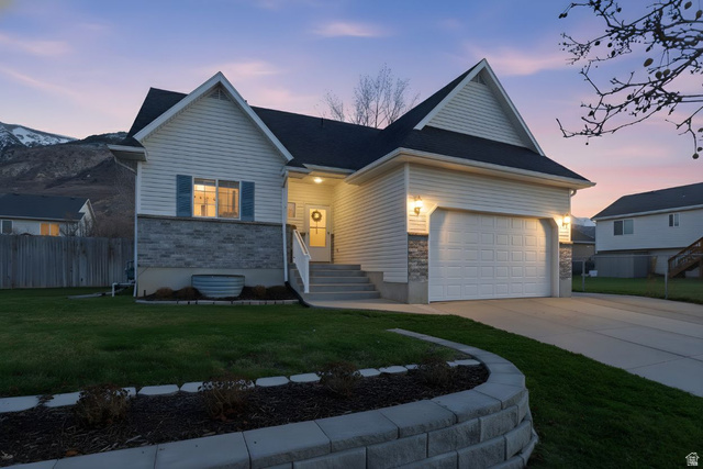 1328 N Quincy Ave
                     MLS #2126449