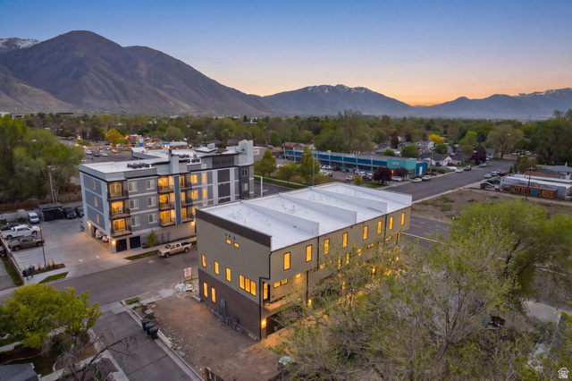 17 N 1000 W
                     MLS #2126579