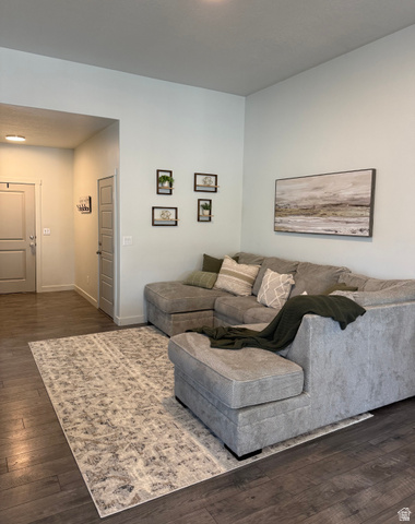 1694 S Hayfield Dr
                     MLS #2126656