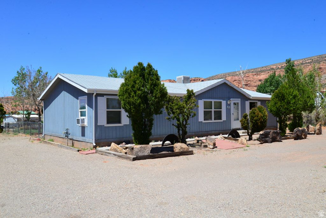 49 N MCELHANEY LN, Moab UT 84532