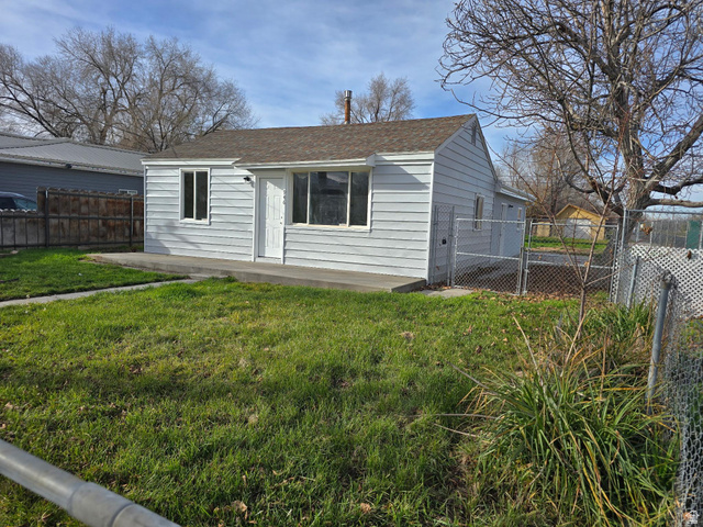 946 S NAVAJO ST, Salt Lake City UT 84104