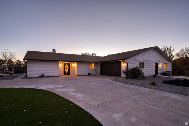 3360 S Chaparal Dr
                     MLS #2126981