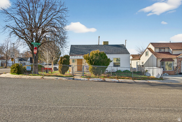 196 S 6TH ST, Tooele UT 84074