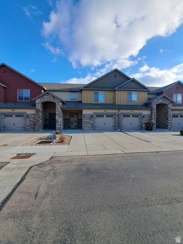 1238 N Baycrest Dr
                     MLS #2127123