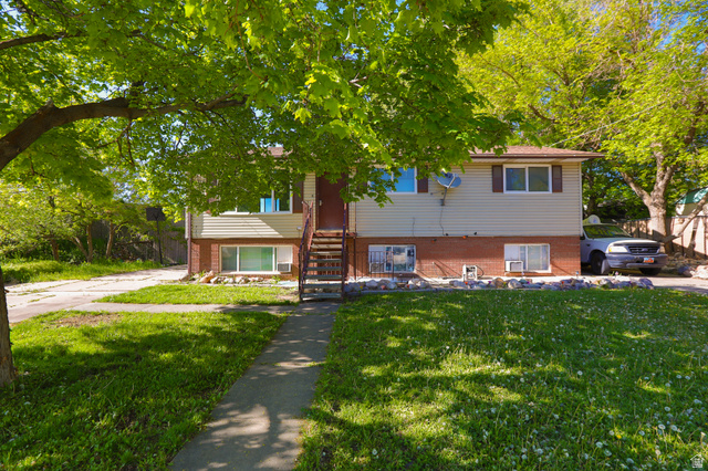 105 E Wilson Rd
                     MLS #2127217