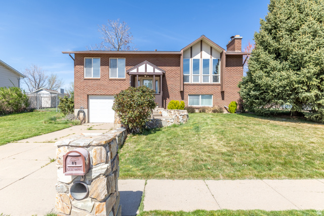 75 E Monticello Dr
                     MLS #2127387