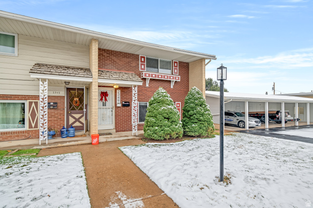 2349 W Chateau Dr
                     MLS #2127391