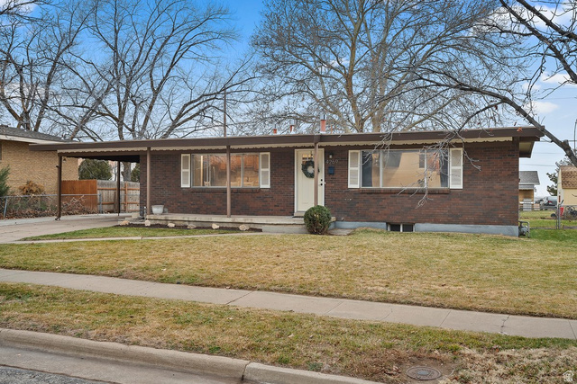 4269 S 2350 W, Roy UT 84067