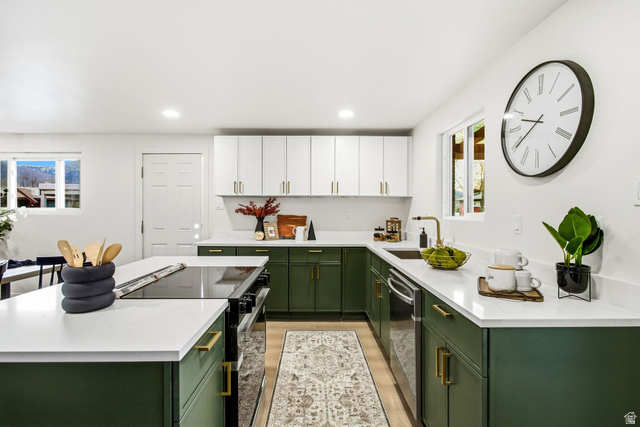 1358 E MAPLEWOOD DR, Murray UT 84121