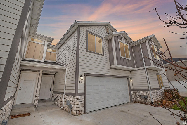 641 S PLUM CREEK LN, Ogden UT 84404