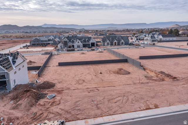 W, St. George UT 84790