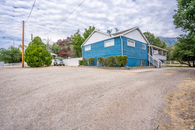 35 S 100 E
                     MLS #2127884