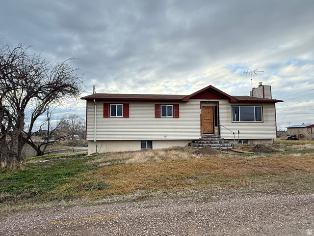 2932 S ARTHUR, American Falls ID 83211