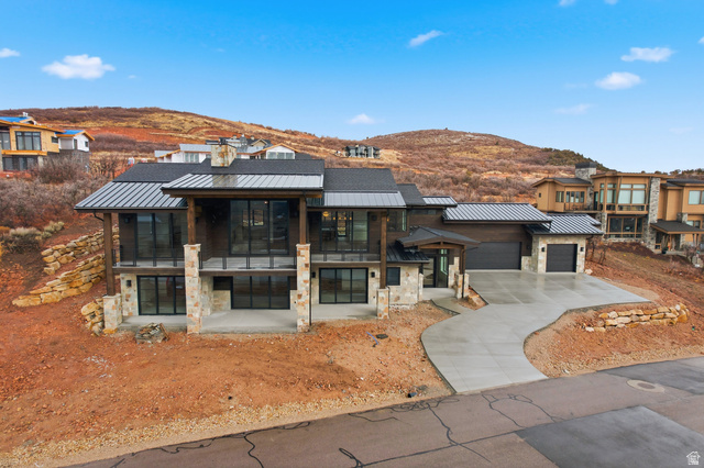 2155 E Wrangler Dr
                     MLS #2128073