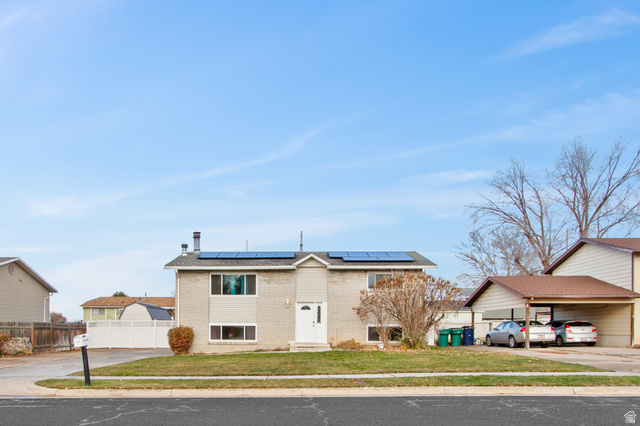 2676 W 6050 S, Roy UT 84067