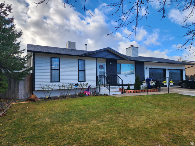 3759 W Ettenmore Cir
                     MLS #2128152