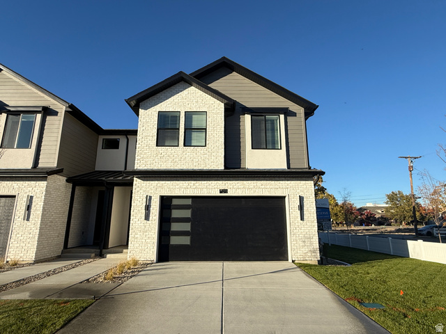 293 E VAUGHN LN #15, Midvale UT 84047