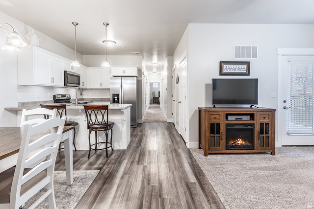 4166 W 1850 N #H102 ,Lehi UT 84043