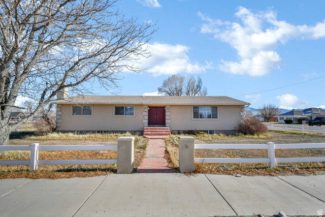 10 N MAIN ST, Centerfield UT 84622