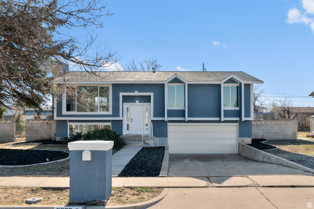 Main photo for 3329 W Sunnybrook Dr