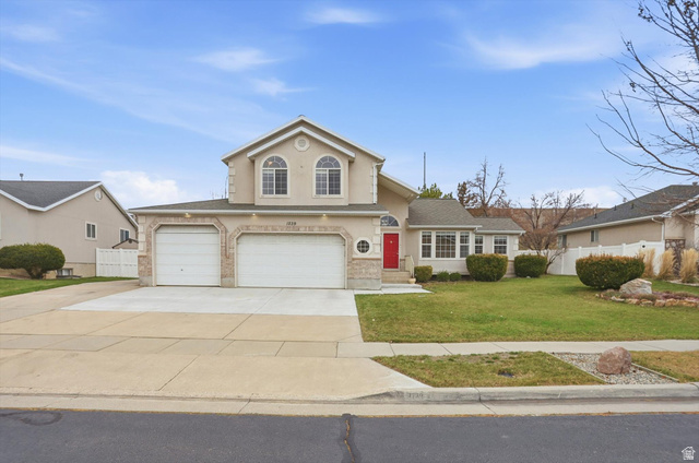 1239 W Pitchfork Rd
                     MLS #2128634