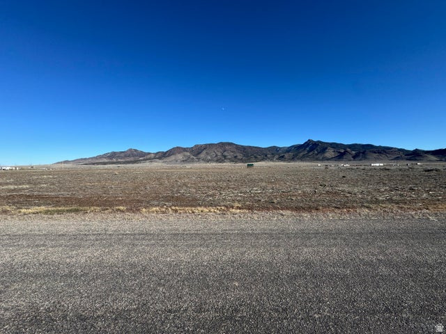 5  ACRE W/ WELL AND WTR RIGH, Newcastle UT 84756