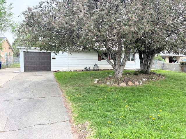 744 E 8425 S, Sandy UT 84094