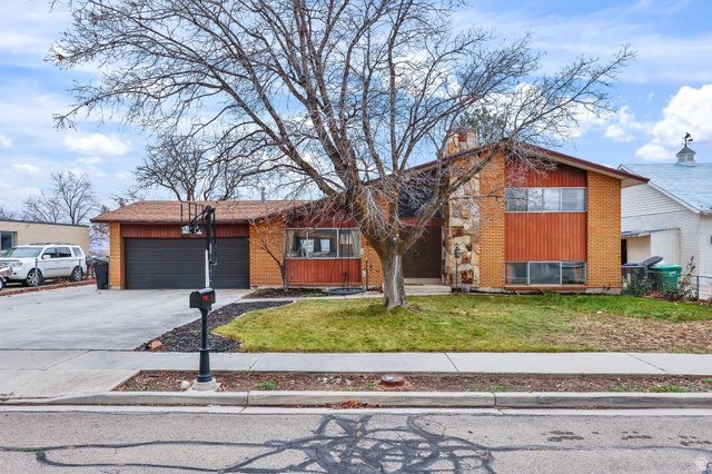 2027 W LAKEVIEW DR, Provo UT 84601