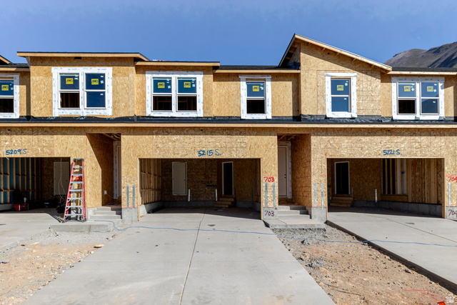 5215 S Acacia Dr #703
                     MLS #2129091