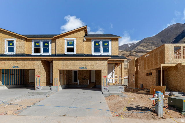 5225 S Acacia Dr #705
                     MLS #2129102