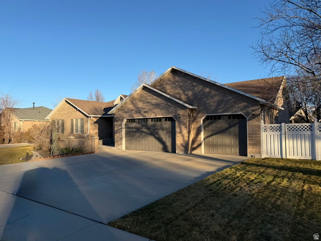 9851 S Birdie Way
                     MLS #2129140