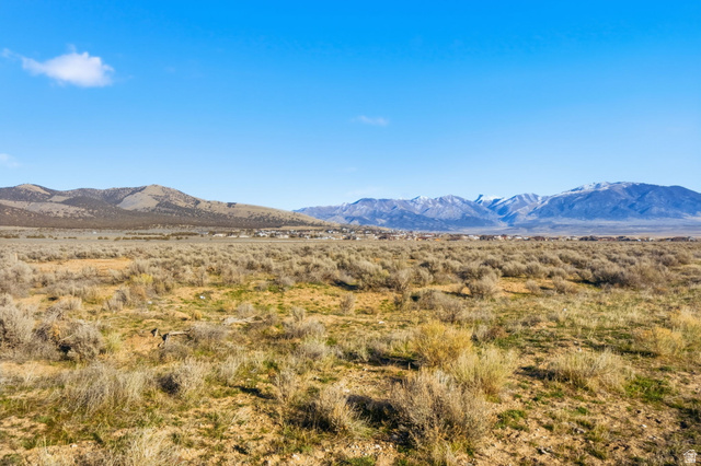 listing main picture