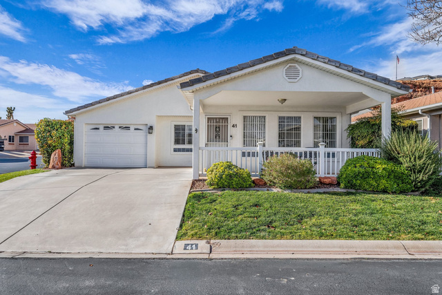 1050 W RED HILLS PKWY #41, Washington UT 84780