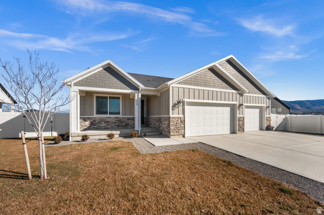 3938 N Wood Rd
                     MLS #2129358