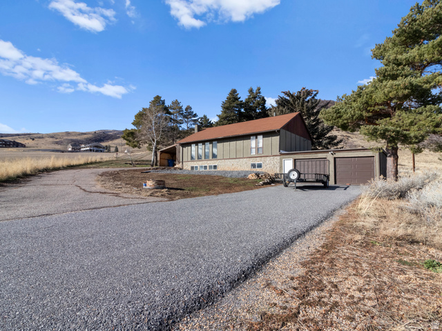 Main photo for 735 N 130 W