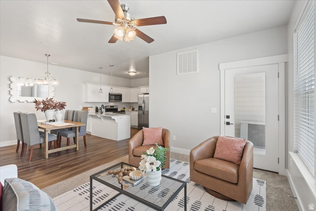 1806 W Newcastle Ln #203
                     MLS #2129445