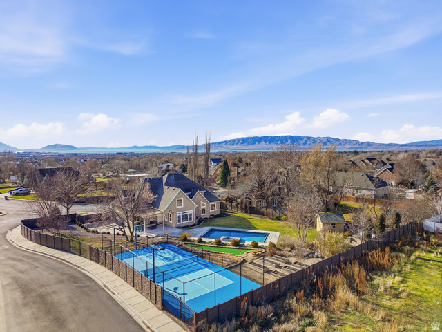 472 W 2760 N
                     MLS #2129506