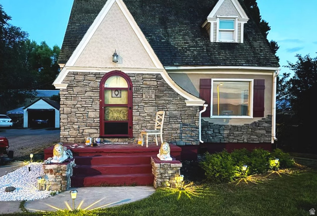 Main photo for 129 W 2nd