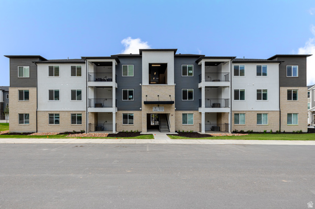 4668 S Olive Ave #t204
                     MLS #2129665